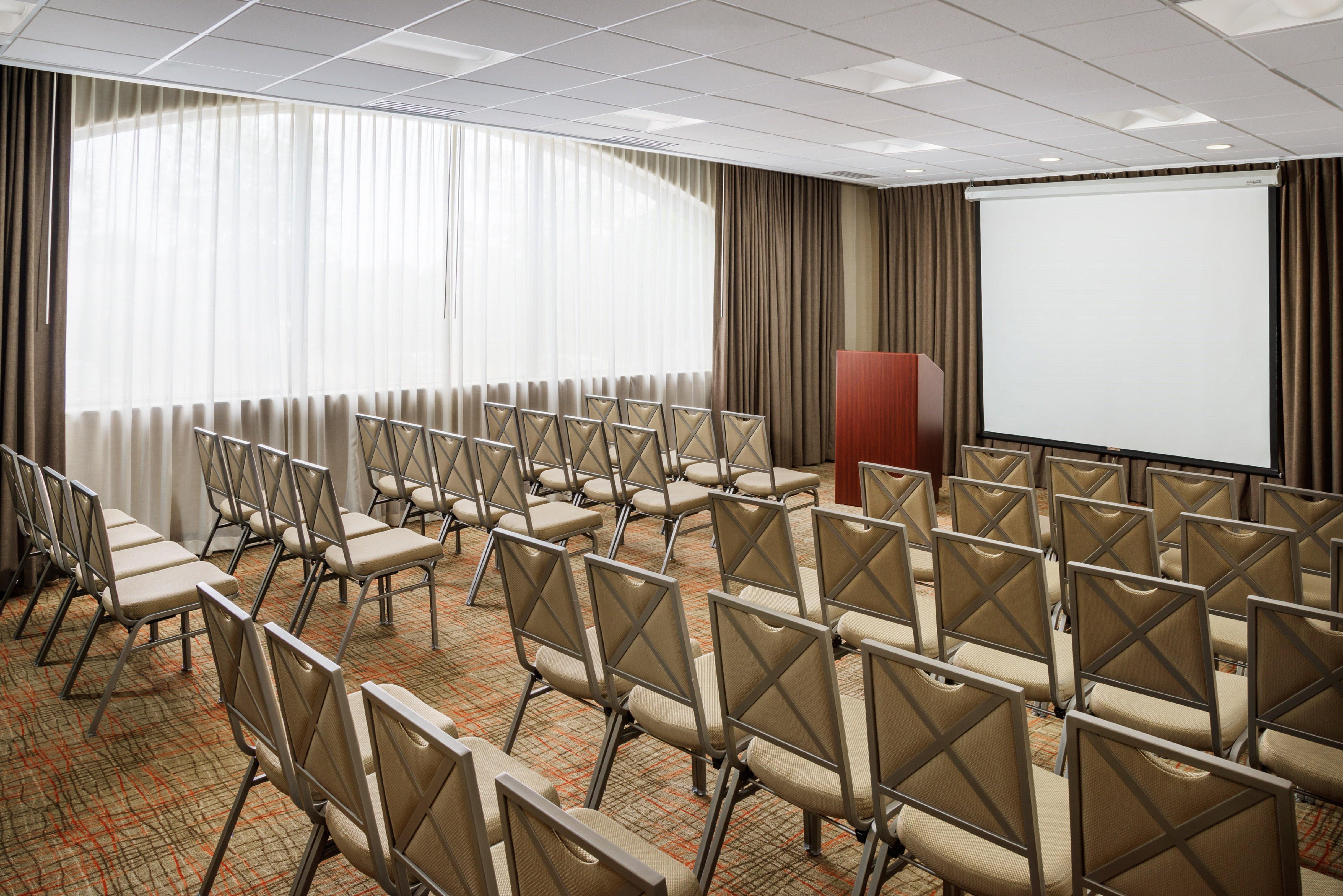 Holiday Inn Charlotte University By Ihg Exteriör bild